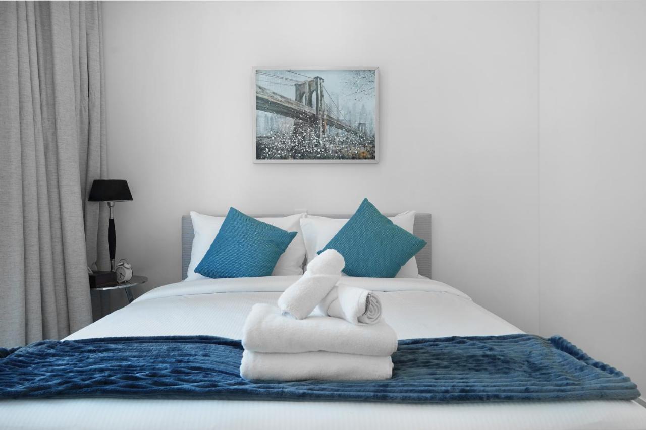 Maison Privee - Beautiful Chic W Full Marina Views Next To The Apartment